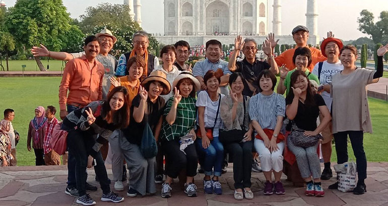 Agra Overnight Tour From Delhi